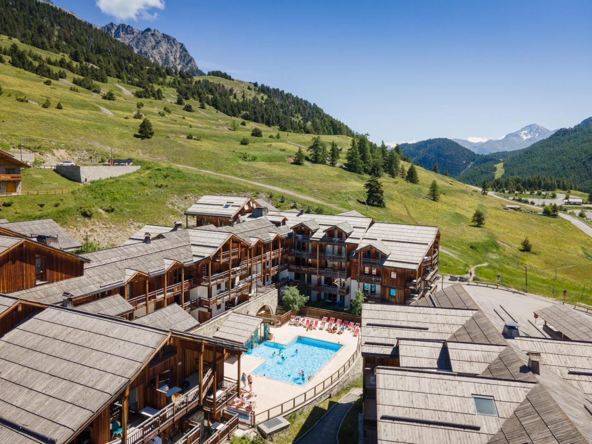 Montgenèvre Residence Club Mmv Le Hameau Des Airelles **** מראה חיצוני תמונה
